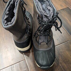 Bearpaw brown snow boots with buckles